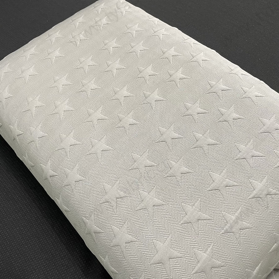 T28-032-H pillow.JPG